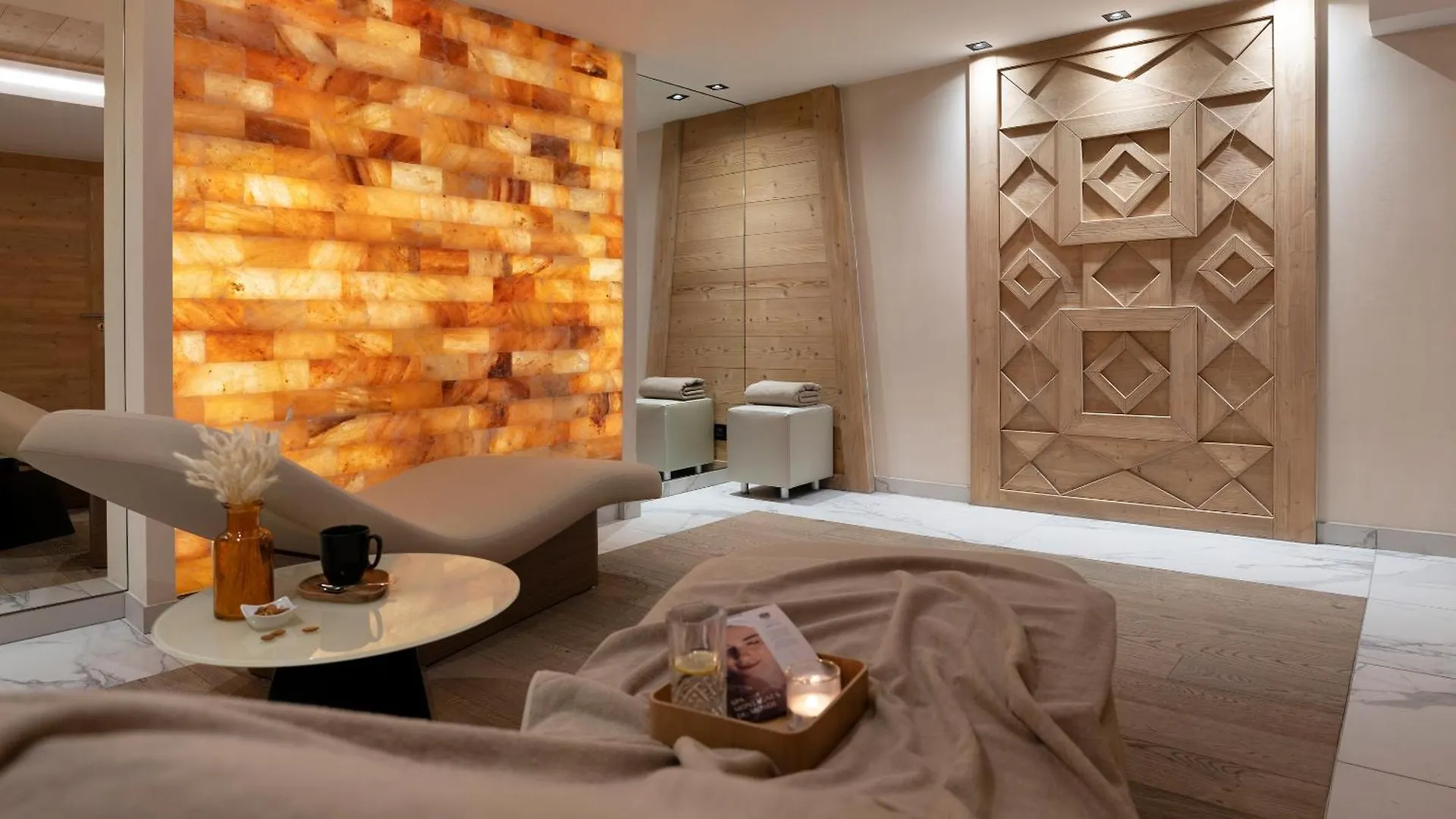 Mgm Hotels & Residences - Hotel Akoya Valmorel